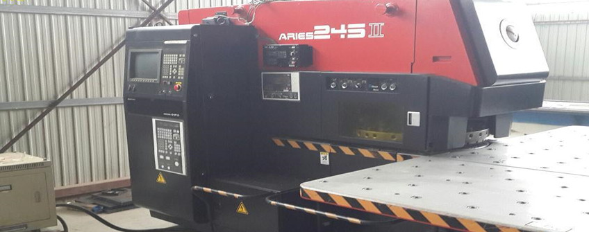 二手機械設備進口：?二手數(shù)控沖床進口清關(guān)